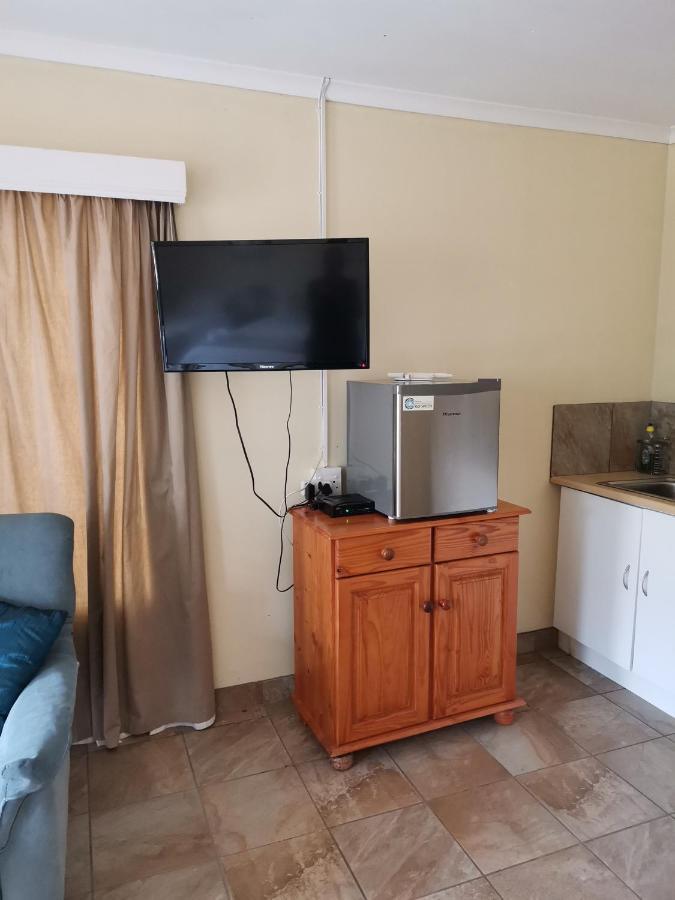 Sani Window B&B And Self Catering Underberg Exterior photo
