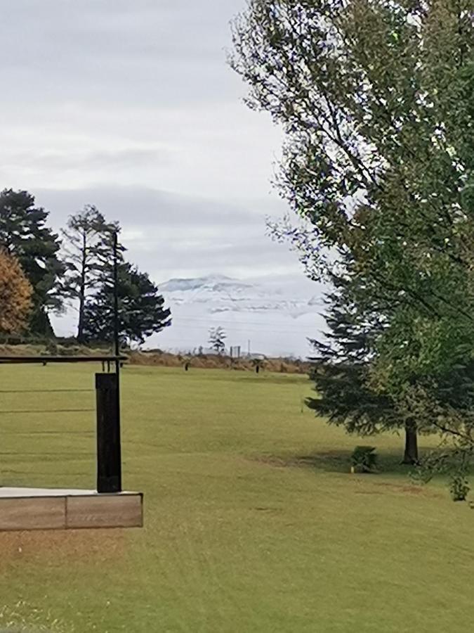 Sani Window B&B And Self Catering Underberg Exterior photo